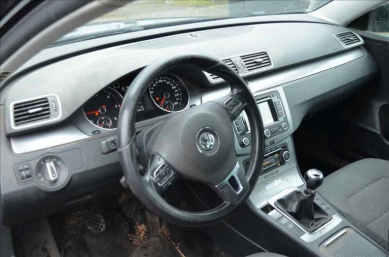 Volkswagen Passat - hlavní fotka