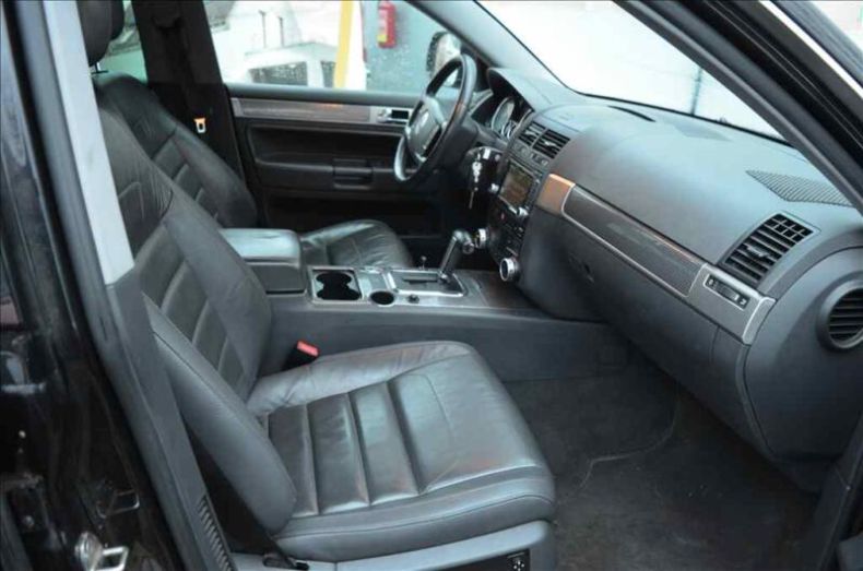 Volkswagen Touareg - hlavní fotka