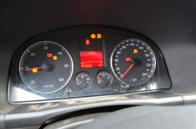 Volkswagen Touran - hlavní fotka