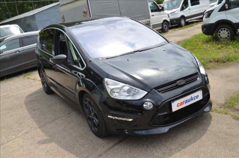 Ford S-MAX - hlavní fotka