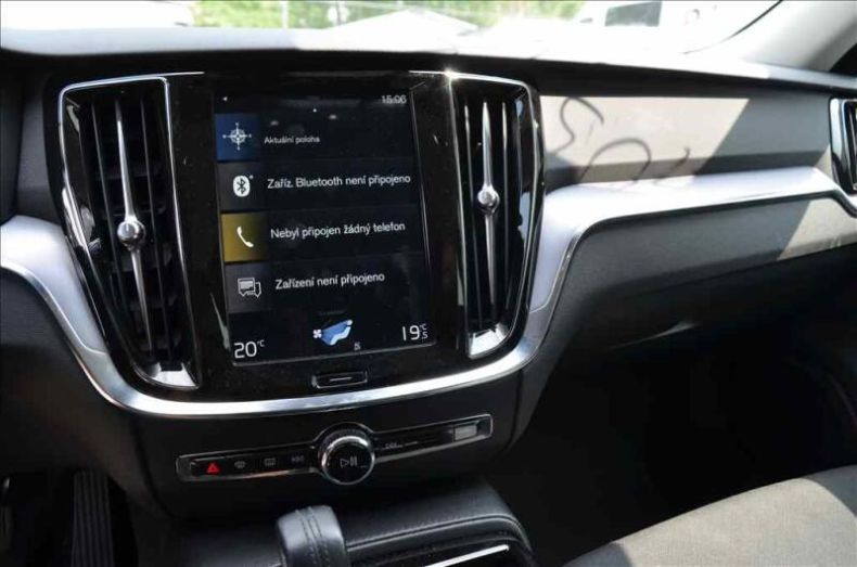 Volvo V60 - hlavní fotka