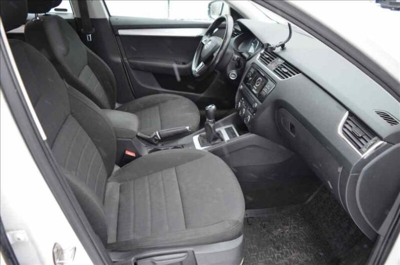 Škoda Octavia - hlavní fotka