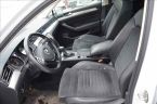 Volkswagen Passat - fotka číslo 17