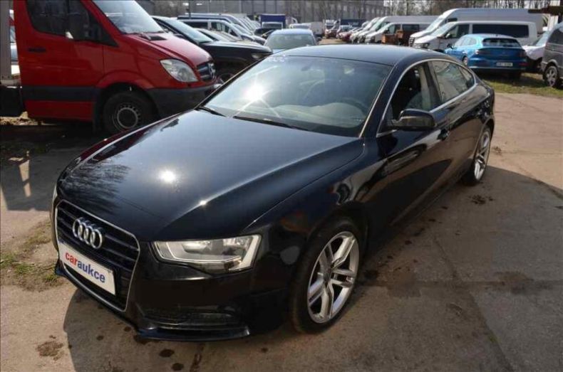Audi A5 - hlavní foto