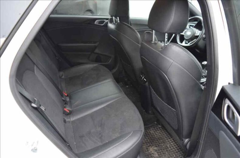 Kia Cee'd - hlavní fotka