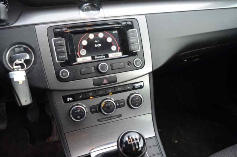 Volkswagen Passat - hlavní fotka
