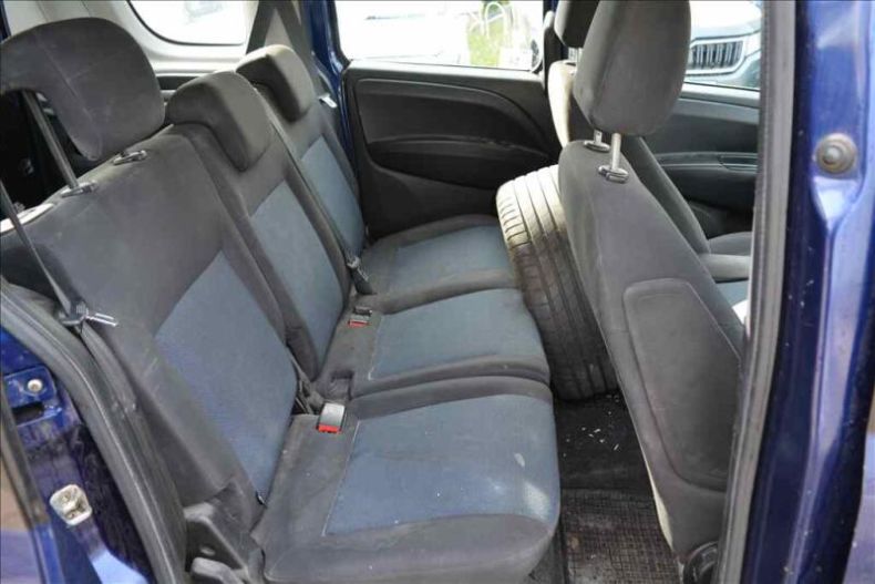 Opel Combo - hlavní fotka