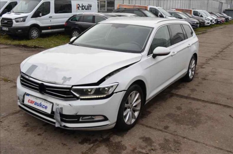 Volkswagen Passat - hlavní fotka inzerátu