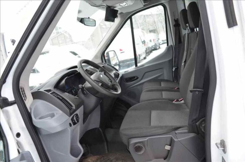 Ford Transit - hlavní fotka
