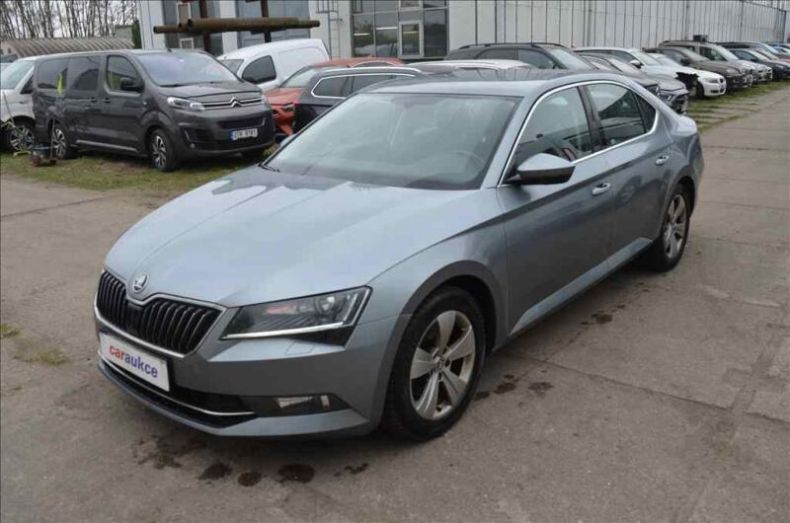 Škoda Superb - hlavní fotka inzerátu