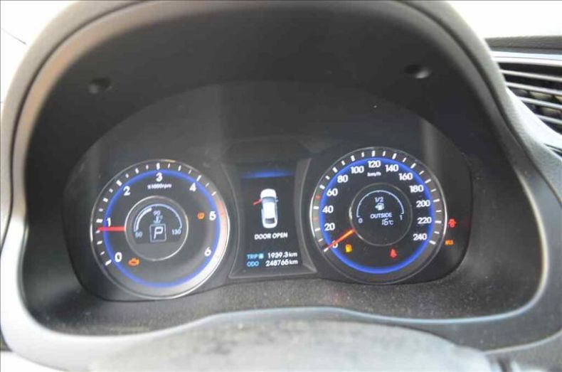 Hyundai i40 - hlavní fotka