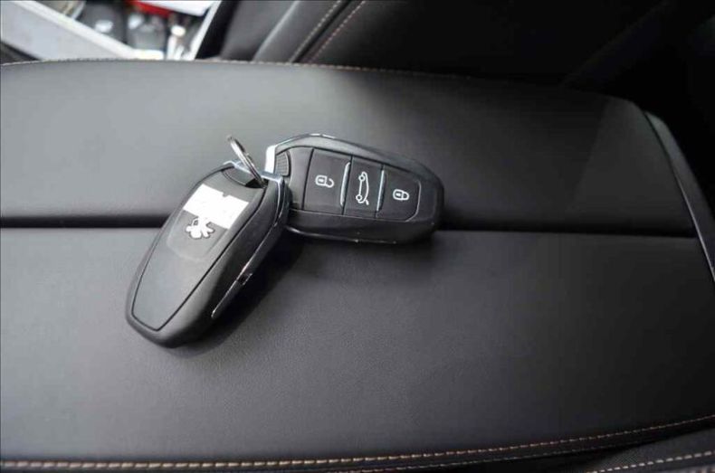 Peugeot 508 - hlavní fotka