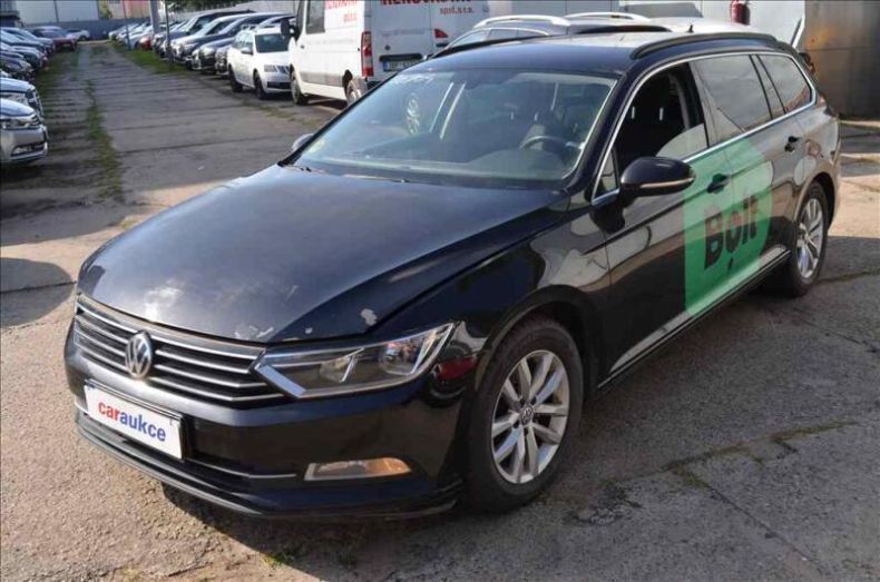 Volkswagen Passat - hlavní fotka inzerátu