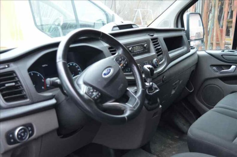 Ford Transit - hlavní fotka