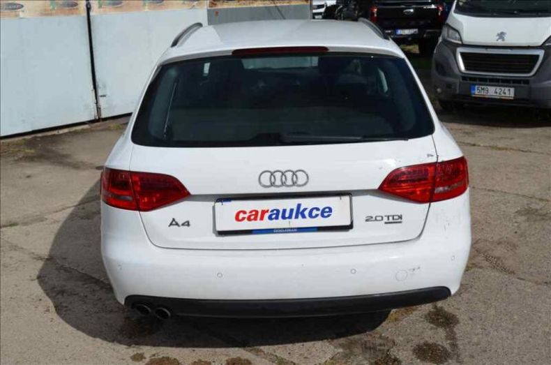 Audi A4 - hlavní fotka