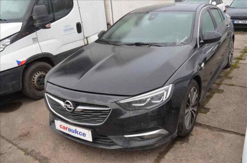 Opel Insignia - hlavní foto