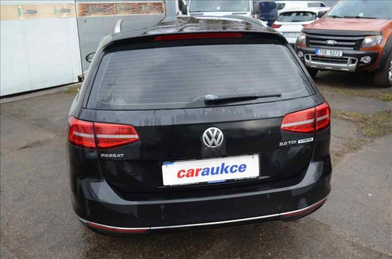 Volkswagen Passat - hlavní fotka