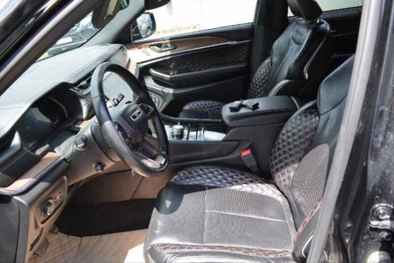 Jeep Grand Cherokee - hlavní fotka