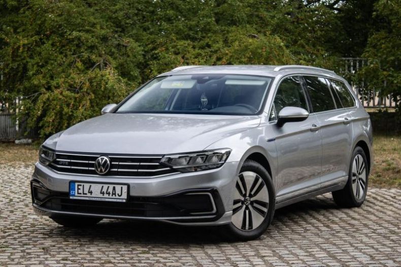 Volkswagen Passat - hlavní foto