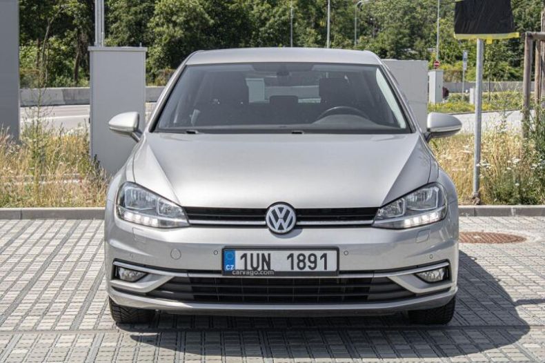 Volkswagen Golf - hlavní fotka