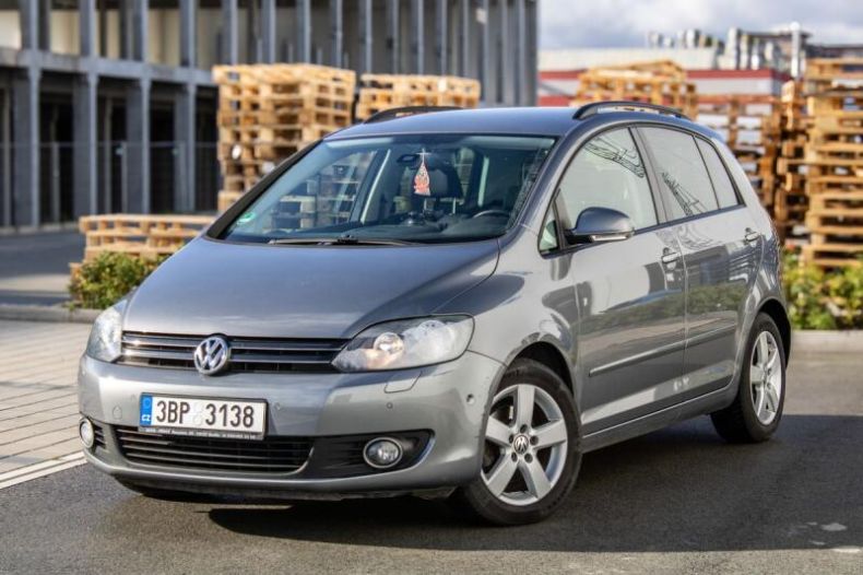 Volkswagen Golf - hlavní fotka inzerátu