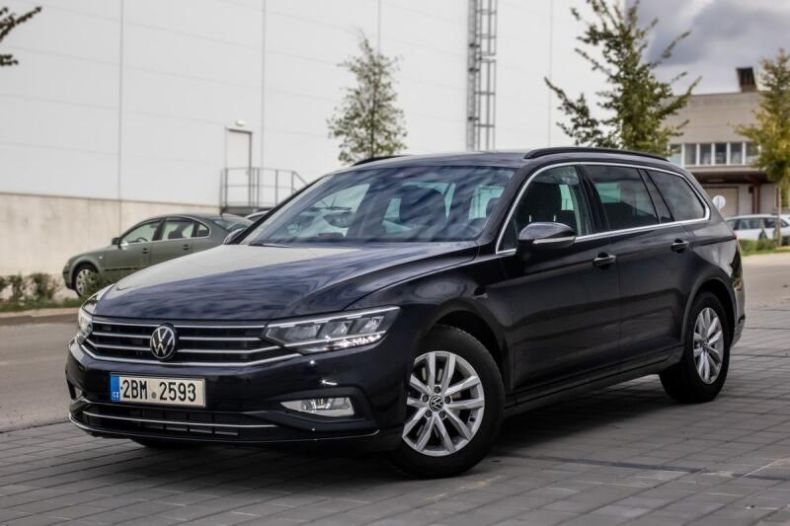 Volkswagen Passat - hlavní fotka inzerátu