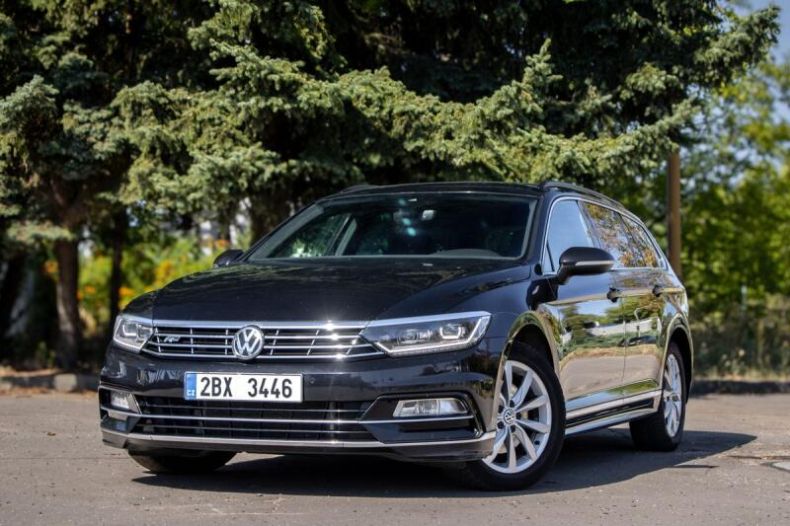 Volkswagen Passat - hlavní fotka inzerátu