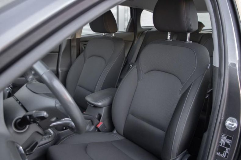 Hyundai i30 - hlavní fotka