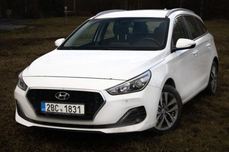 Hyundai i30 - hlavní foto