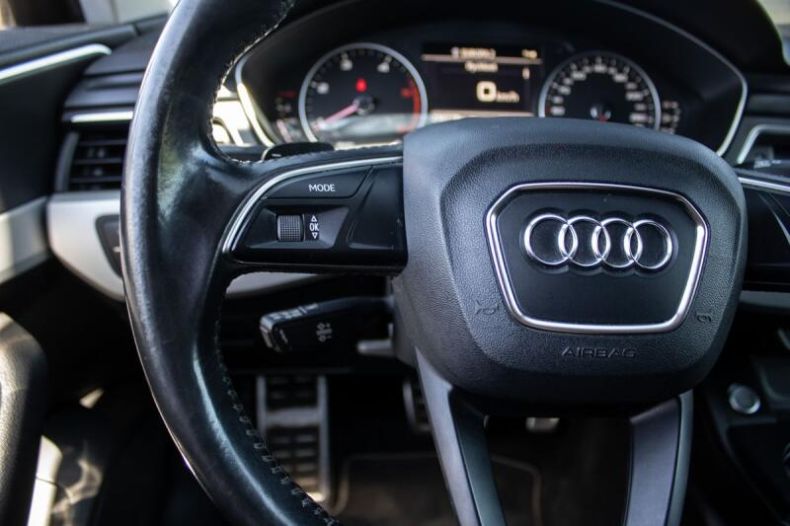 Audi A4 - hlavní fotka