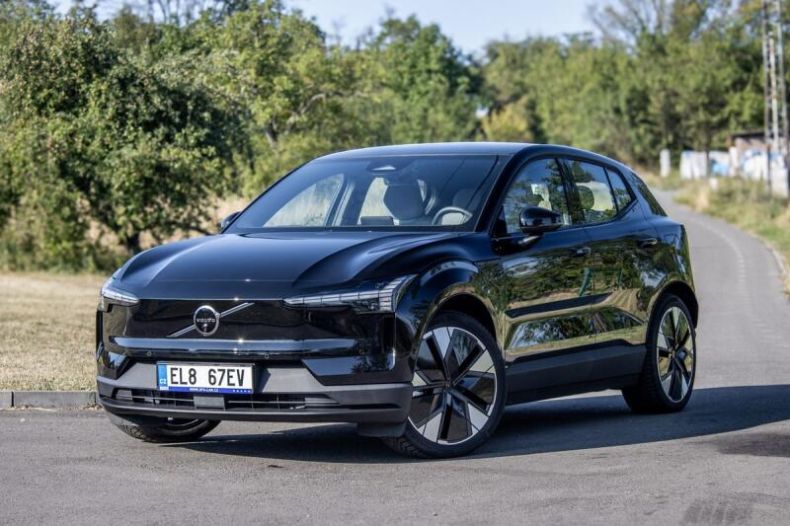 Volvo EX30 - hlavní foto
