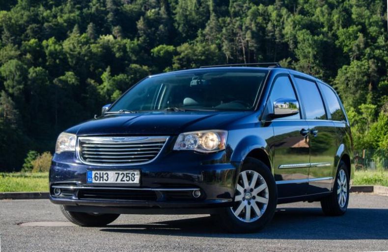 Chrysler Town & Country - hlavní fotka inzerátu
