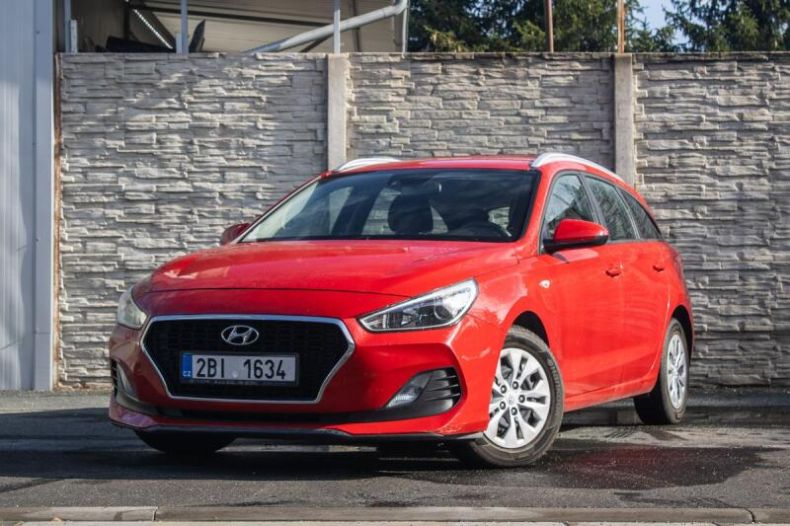 Hyundai i30 - hlavní foto