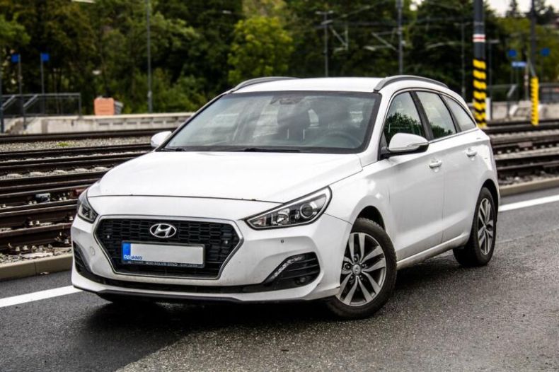 Hyundai i30 - hlavní fotka inzerátu