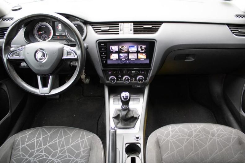 Škoda Octavia - hlavní fotka