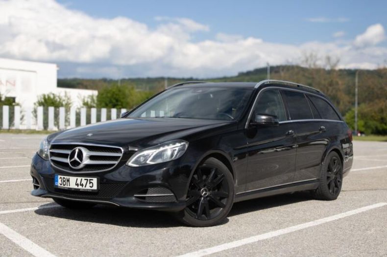 Mercedes Třída E - hlavní foto