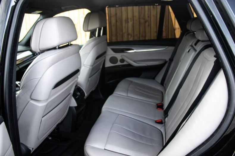 BMW X5 - hlavní fotka