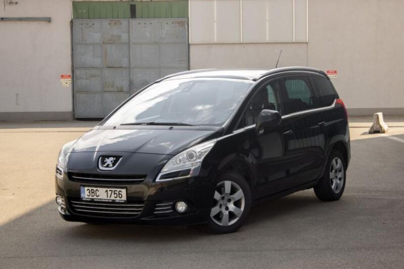 Peugeot 5008 - hlavní foto
