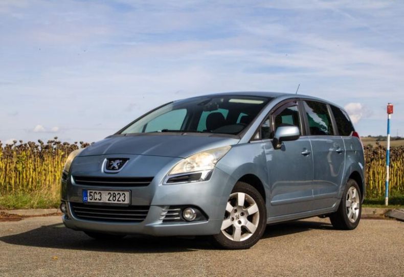 Peugeot 5008 - hlavní foto