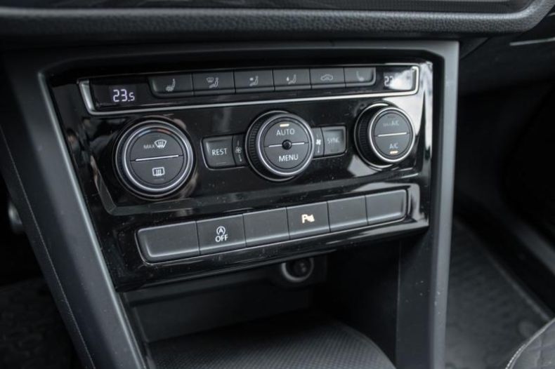 Volkswagen Touran - hlavní fotka