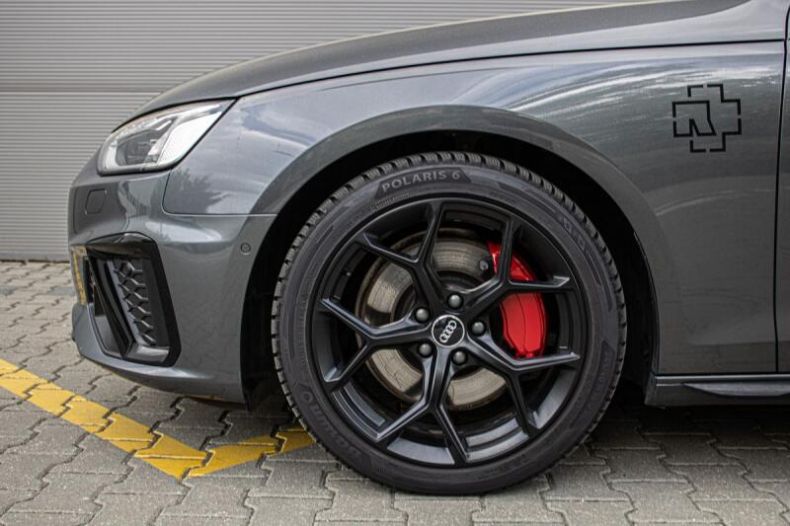 Audi A4 - hlavní fotka