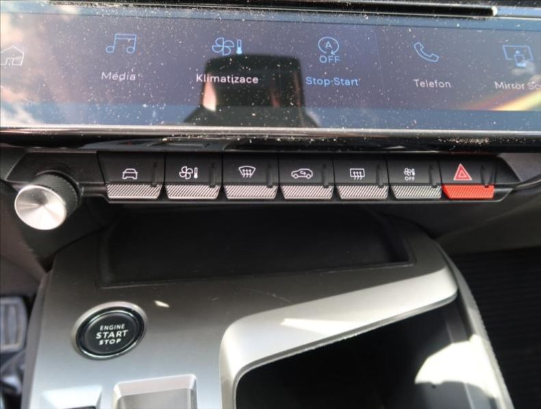 Peugeot 308 - hlavní fotka