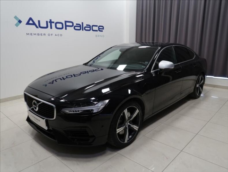 Volvo S90 - hlavní foto