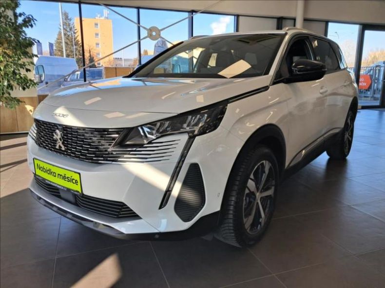 Peugeot 5008 - hlavní foto