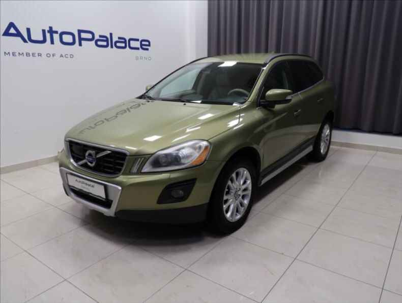 Volvo XC60 - hlavní fotka