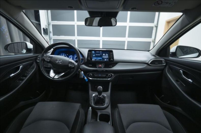 Hyundai i30 - hlavní fotka