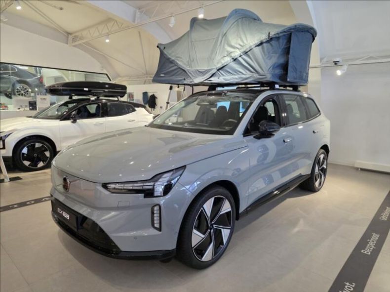 Volvo EX90 - hlavní foto