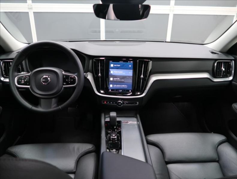 Volvo V60 - hlavní fotka