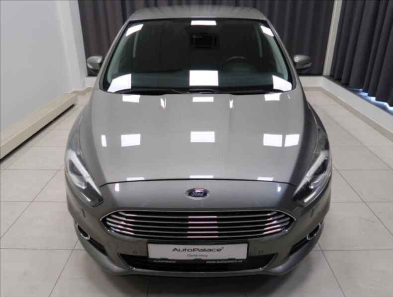 Ford S-MAX - hlavní fotka