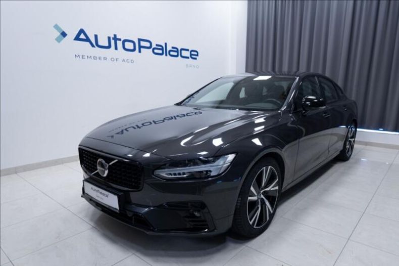 Volvo S90 - hlavní foto